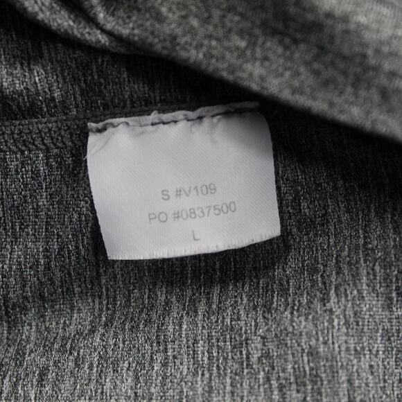 Vuori Shirt Men Large Tradewind Performance Tee Gray Athletic Crewneck Gym Casua - Picture 4 of 7